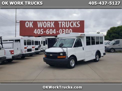 Used 2007 Chevrolet Express 3500 w/ School Bus Package RWD image 1