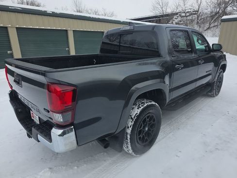 Certified 2022 Toyota Tacoma SR5 image 7