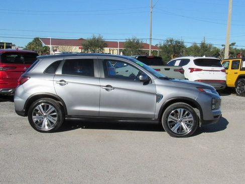 Used 2024 Mitsubishi Outlander Sport ES image 2
