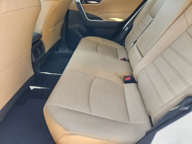 Certified 2025 Toyota RAV4 XLE Premium FWD image 30