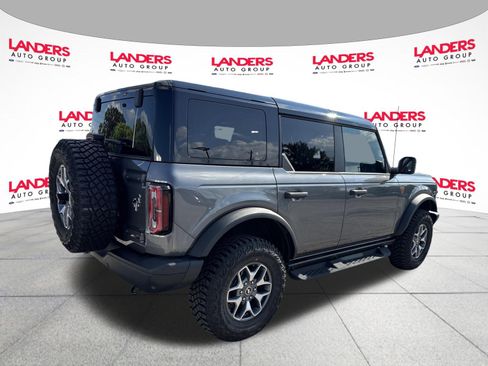 Used 2025 Ford Bronco Badlands AWD/4WD image 3