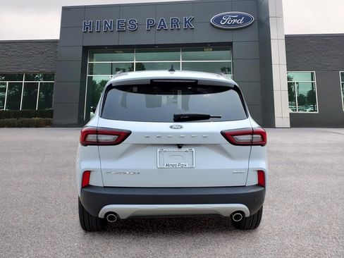 Used 2025 Ford Escape Platinum AWD/4WD image 6