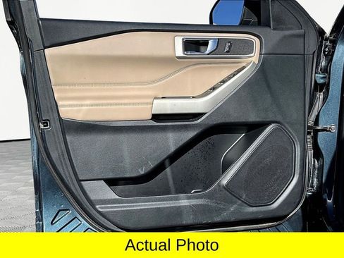 Used 2022 Ford Explorer XLT w/ Equipment Group 202A image 18