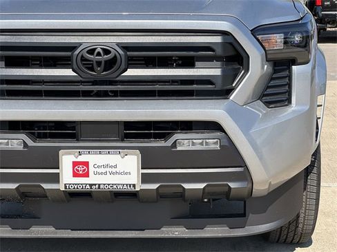 Certified 2025 Toyota Tacoma SR5 image 7