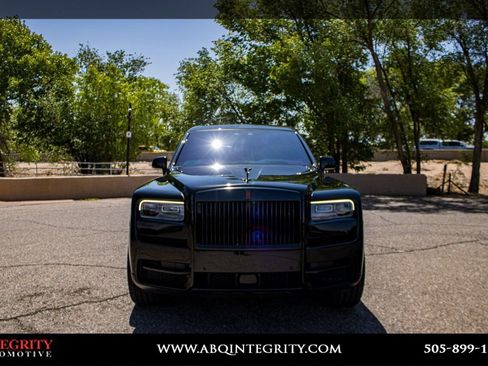 Used 2022 Rolls-Royce Cullinan w/ Dynamic Package image 17