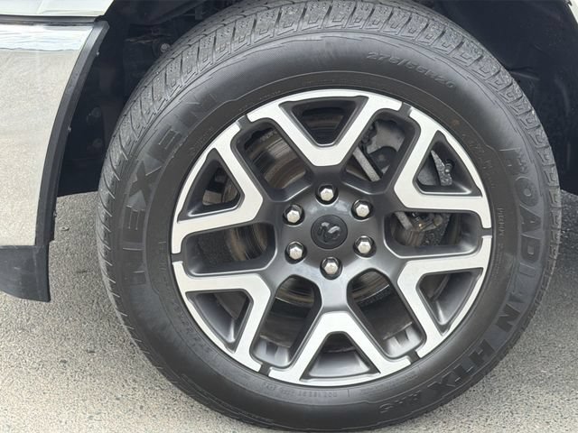 Used 2025 RAM 1500 Laramie AWD/4WD image 17