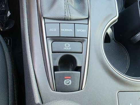 Used 2024 Toyota Camry SE w/ Cold Weather Package AWD/4WD image 26
