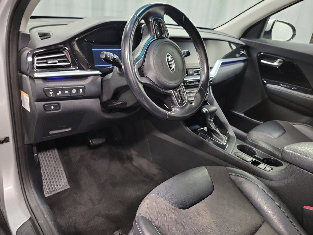 Used 2021 Kia Niro Touring FWD image 17