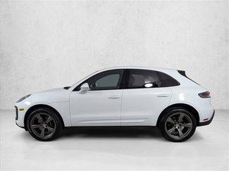 Certified 2025 Porsche Macan video 2