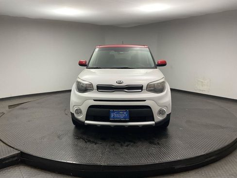 Used 2017 Kia Soul + w/ Designer's Package FWD image 2