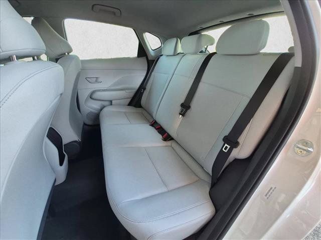 New 2027 Hyundai Kona SE FWD image 15