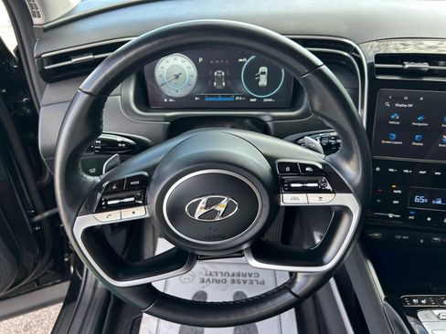 Certified 2023 Hyundai Tucson Limited AWD/4WD image 18
