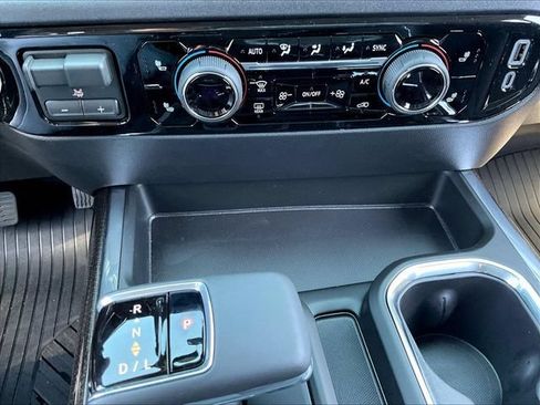 New 2026 Chevrolet Silverado 1500 RST AWD/4WD image 8