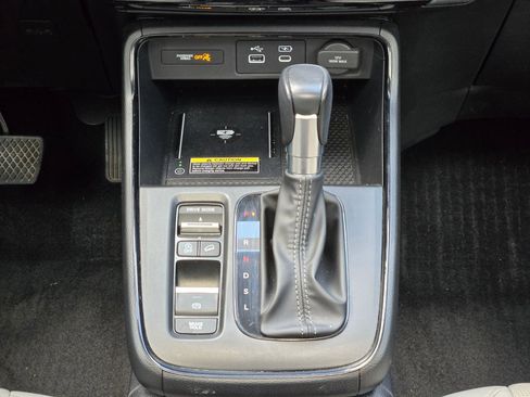 Used 2024 Honda CR-V EX-L image 19