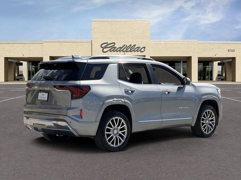 Used 2026 GMC Terrain Denali AWD/4WD image 5