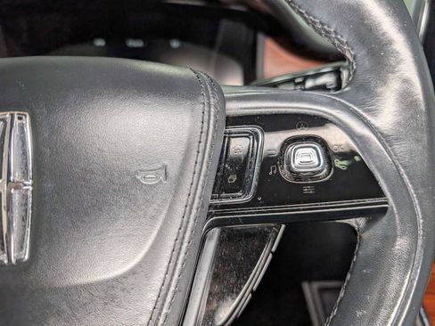 Used 2020 Lincoln Aviator Reserve w/ Equipment Group 201A image 33