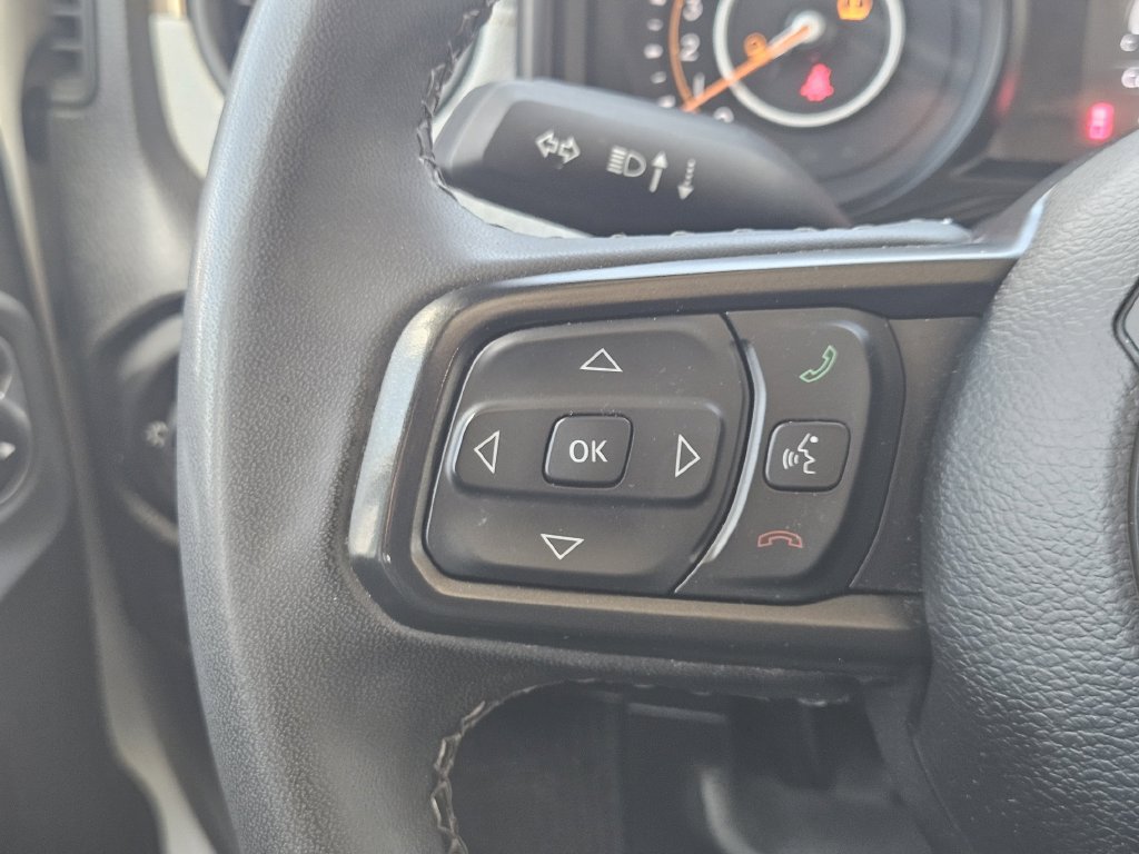 Used 2025 Jeep Gladiator Sport AWD/4WD image 27