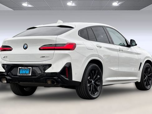 Used 2024 BMW X4 xDrive30i w/ Premium Package image 8