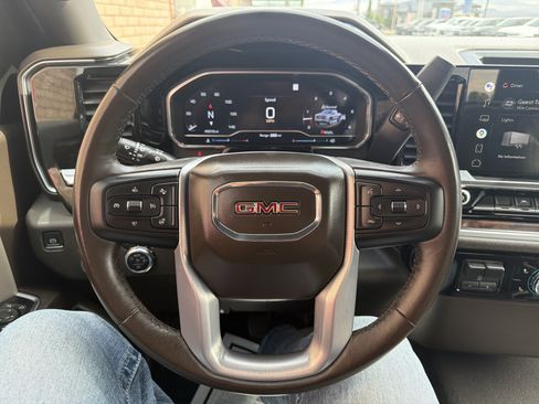 Used 2022 GMC Sierra 1500 SLT w/ Max Trailering Package AWD/4WD image 14
