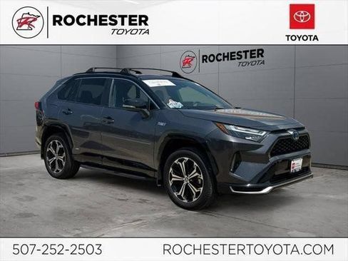 Certified 2022 Toyota RAV4 XSE w/ Weather Package AWD/4WD image 32