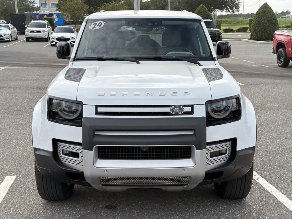 Used 2024 Land Rover Defender 110 S AWD/4WD image 8