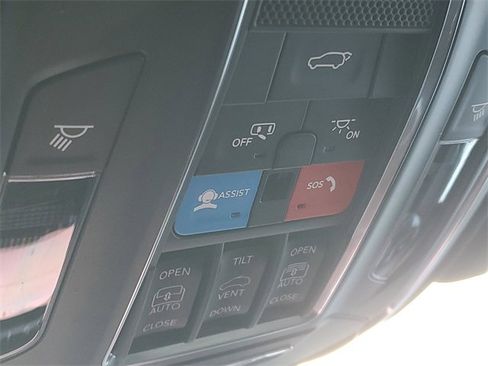 New 2025 Jeep Grand Cherokee L Limited w/ Trailer Tow Package image 32