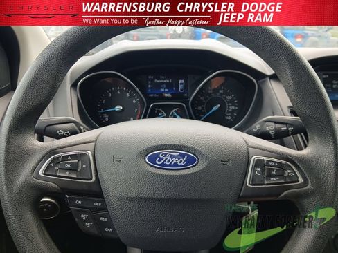 Used 2018 Ford Focus SE FWD image 20