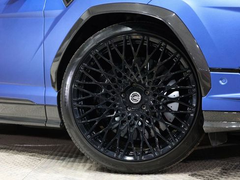 Used 2023 Lamborghini Urus Performante image 8