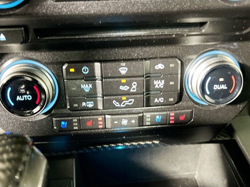 Used 2018 Ford F150 Raptor w/ Equipment Group 802A Luxury image 27