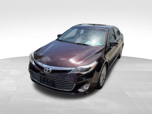 Used 2013 Toyota Avalon Limited FWD image 37