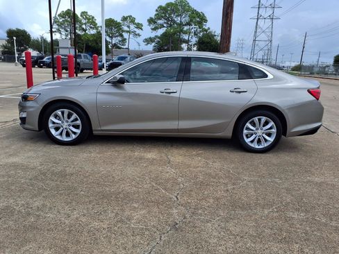Used 2025 Chevrolet Malibu LT FWD image 25