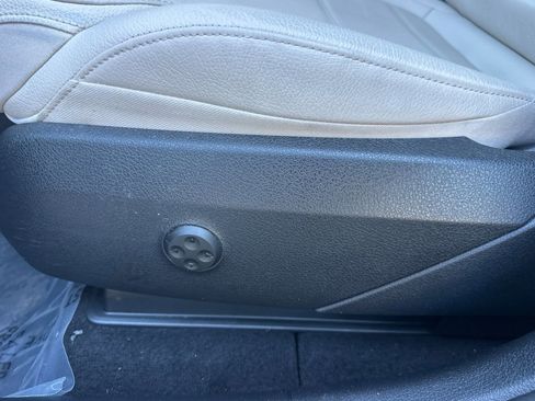 Certified 2024 Mercedes-Benz GLC 300 4MATIC image 15