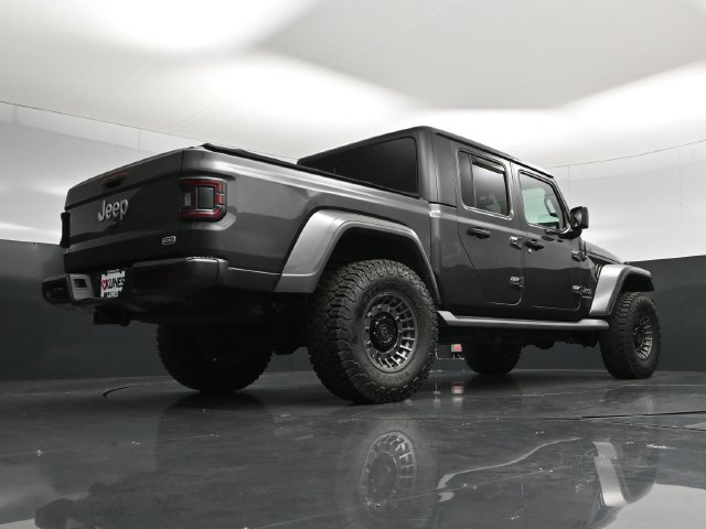 Used 2020 Jeep Gladiator Overland w/ Trailer Tow Package AWD/4WD image 53