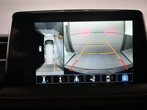 Used 2023 GMC Yukon SLT w/ SLT Premium Package AWD/4WD image 18