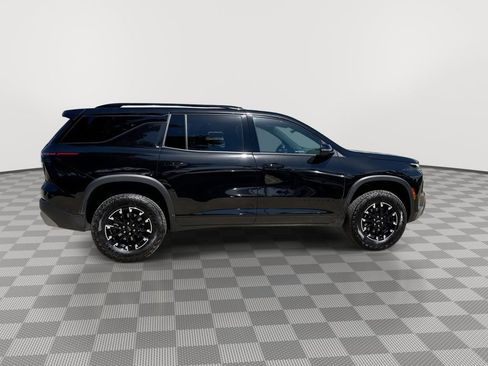Used 2026 Chevrolet Traverse Z71 w/ LPO, Floor Liner Package AWD/4WD image 12