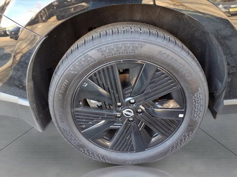 Used 2025 Nissan Murano SV image 5