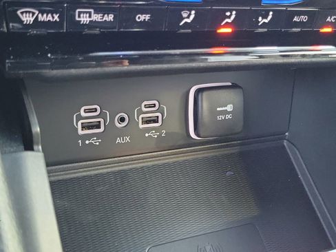 New 2025 Jeep Grand Cherokee L Limited w/ Luxury Tech Group II image 10