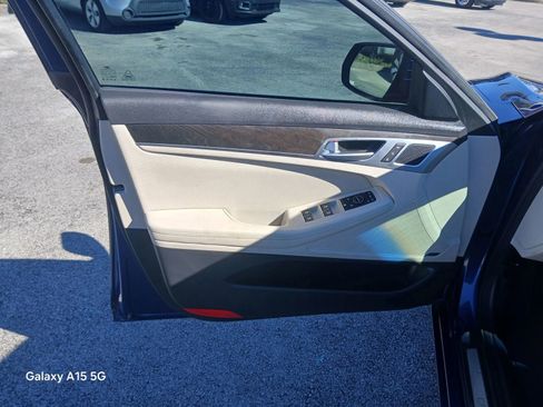 Used 2016 Hyundai Genesis 3.8 w/ Option Group 04 image 11