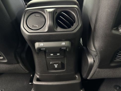 New 2026 Jeep Wrangler Unlimited Rubicon 392 w/ Quick Order Package 27X Moab AWD/4WD image 13