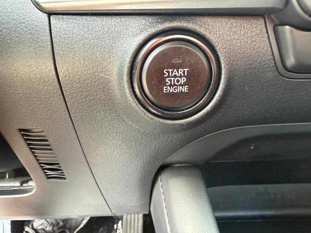 Used 2024 MAZDA MAZDA3 s FWD image 31