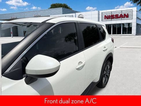 Certified 2023 Nissan Rogue SV FWD image 13