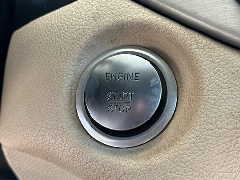 Used 2017 Mercedes-Benz CLA 250 image 21