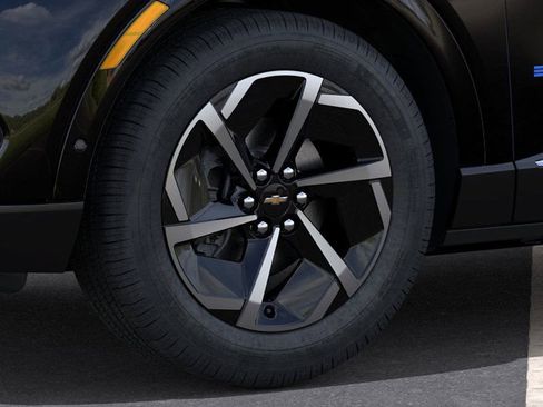New 2025 Chevrolet Equinox EV LT AWD/4WD image 9