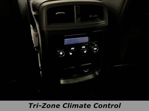 Used 2020 Buick Envision Essence FWD image 10