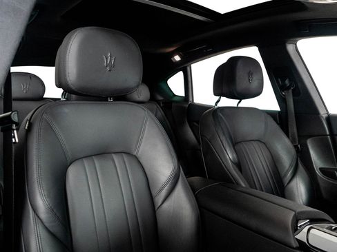 Used 2022 Maserati Levante Modena image 27