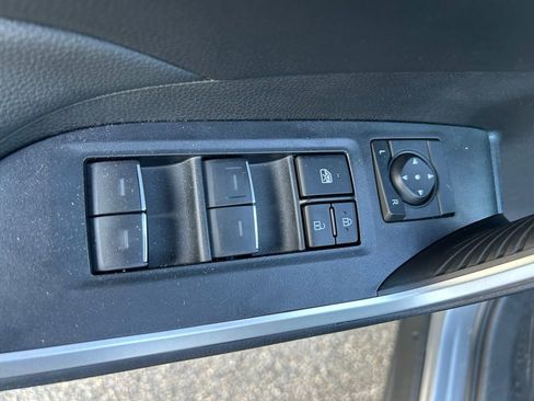 Used 2024 Toyota RAV4 XLE w/ Convenience Package FWD image 16