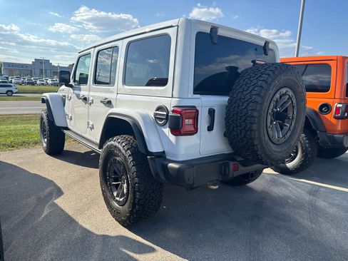 New 2025 Jeep Wrangler Unlimited Rubicon 392 image 10