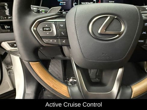 Certified 2026 Lexus RX 350 Premium w/ Accessory Package (2T) image 11