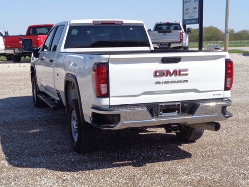 Used 2024 GMC Sierra 2500 Pro w/ Convenience Package AWD/4WD image 8