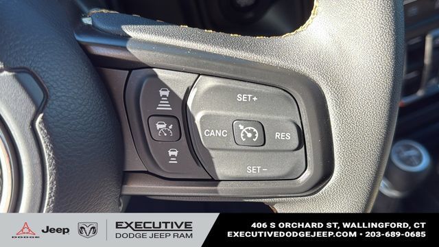 Used 2024 Jeep Wrangler Unlimited w/ Convenience Group AWD/4WD image 13